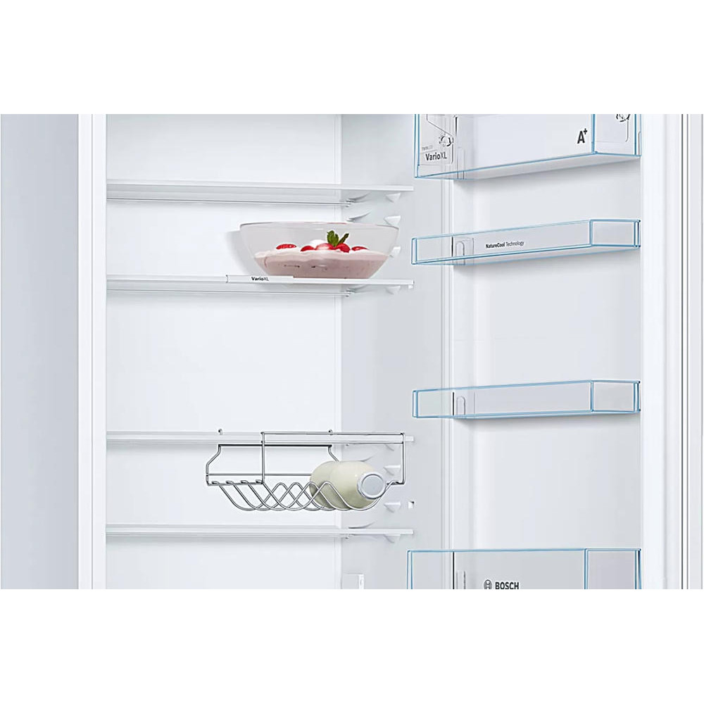 Двухкамерный холодильник Bosch KGE39XW21R