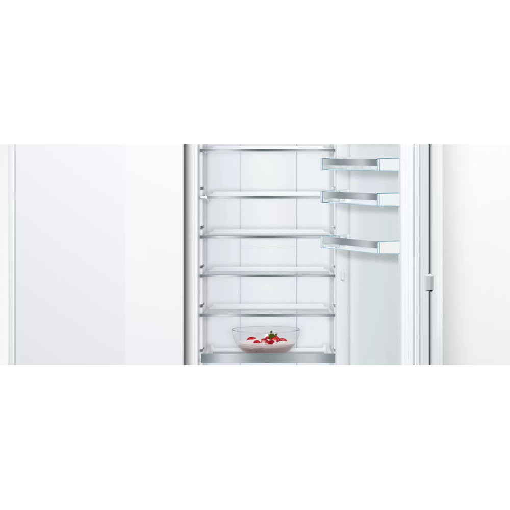 Встраиваемый однокамерный холодильник Bosch KIF81PFE0