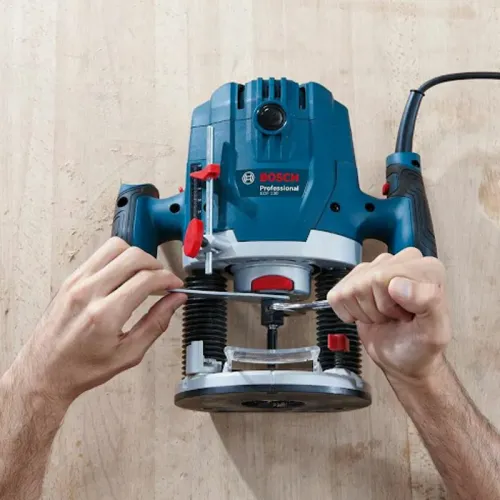 Bosch GOF 130 Professional фрезер, 06016B7000